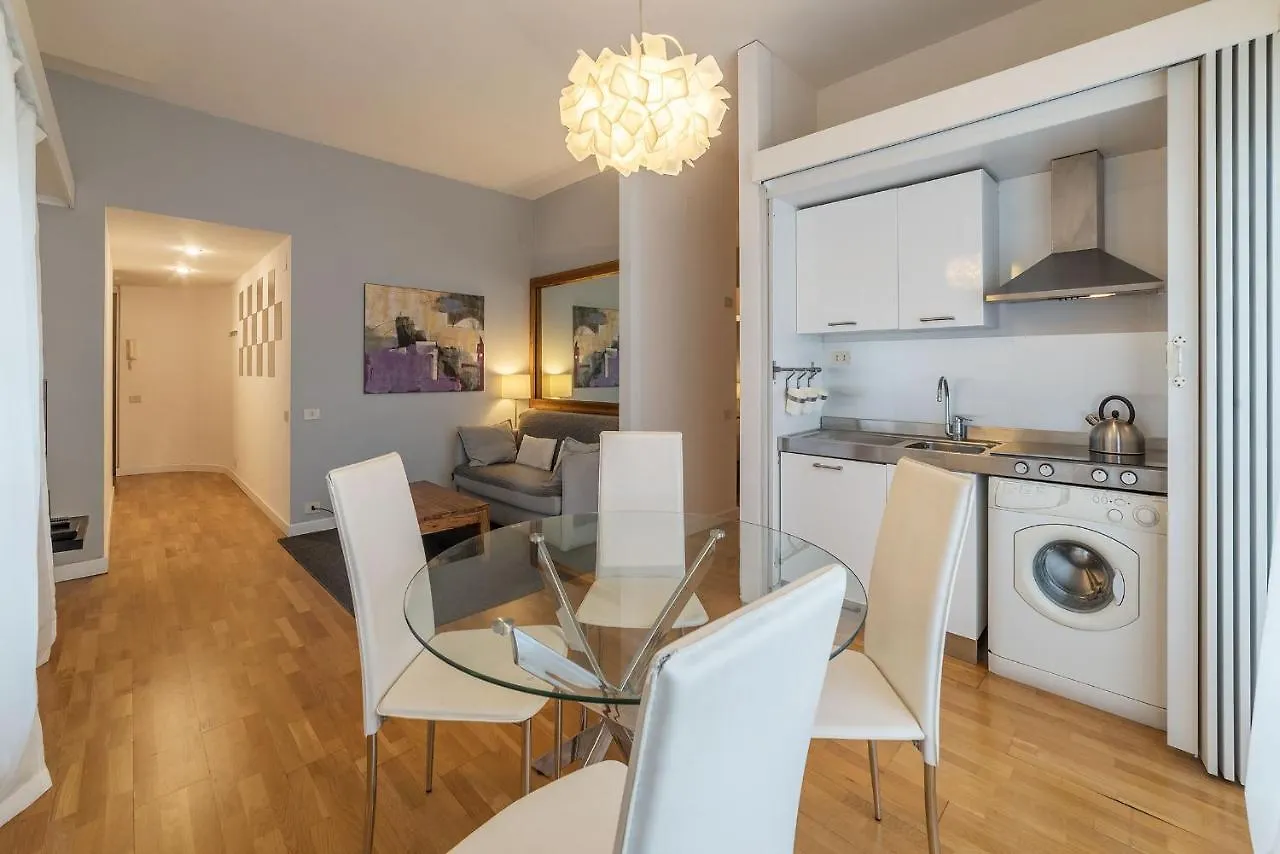 Sant'Angelo Modern Apartment Roma İtalya